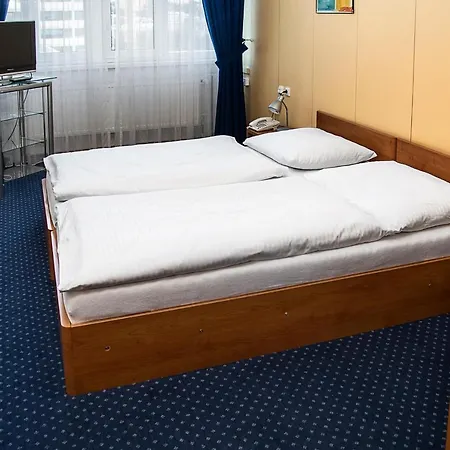 Hotell Garni Zlín